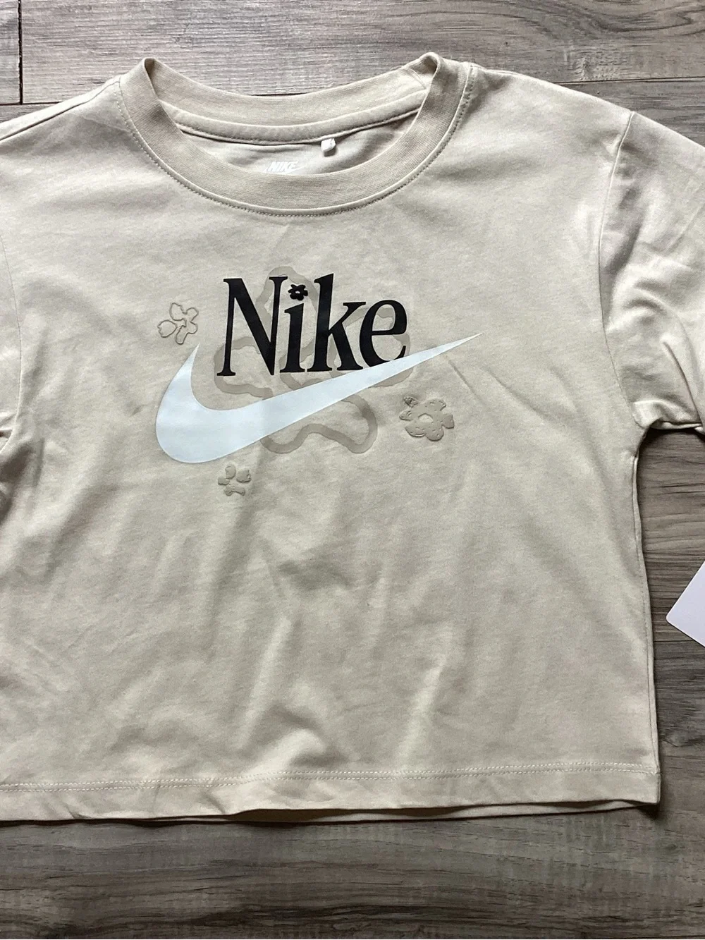 Nike tee & Shorts Set girls size 6X(NWT) ~PRICE IS FIRM, NO OFFERS~
